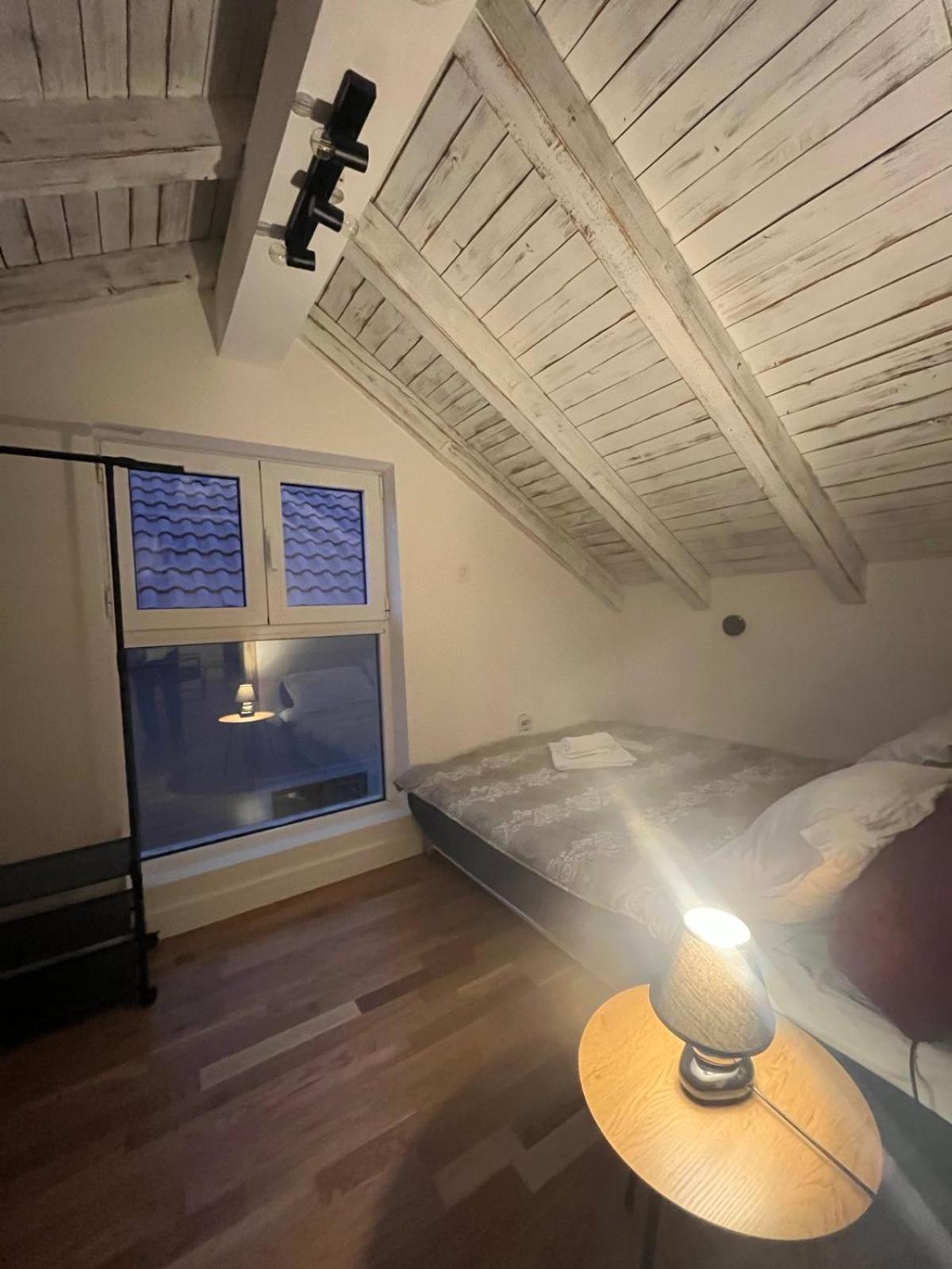 Garni Hotel Tianis Котор Екстериор снимка