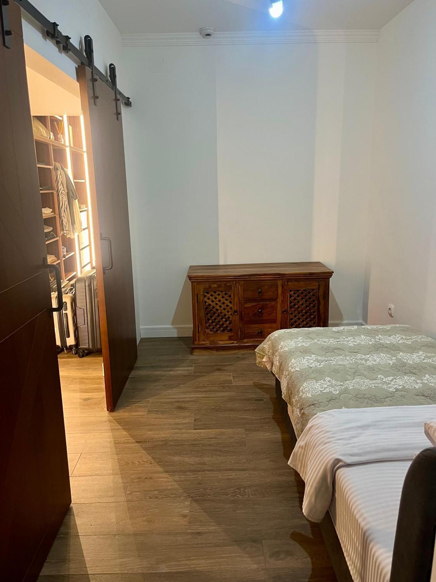 Garni Hotel Tianis Котор Екстериор снимка